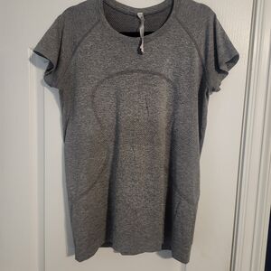 lululemon athletica swiftly Heathered Gray Short Sleeve Top